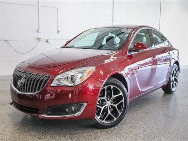 2017 Buick REGAL Sport Touring 4dr Sedan